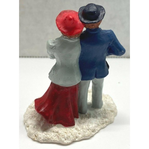 Vintage Christmas Village Date Night Stroll Couple Hand Painted - Picture 2 of 7